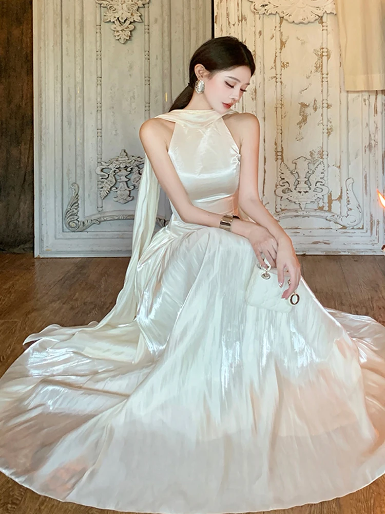 新しい夏のフレンチレトロレディースホルターイブニングパーティードレス女性のセクシーなバックレスノースリーブスリムウエストプリーツドレスvestidos