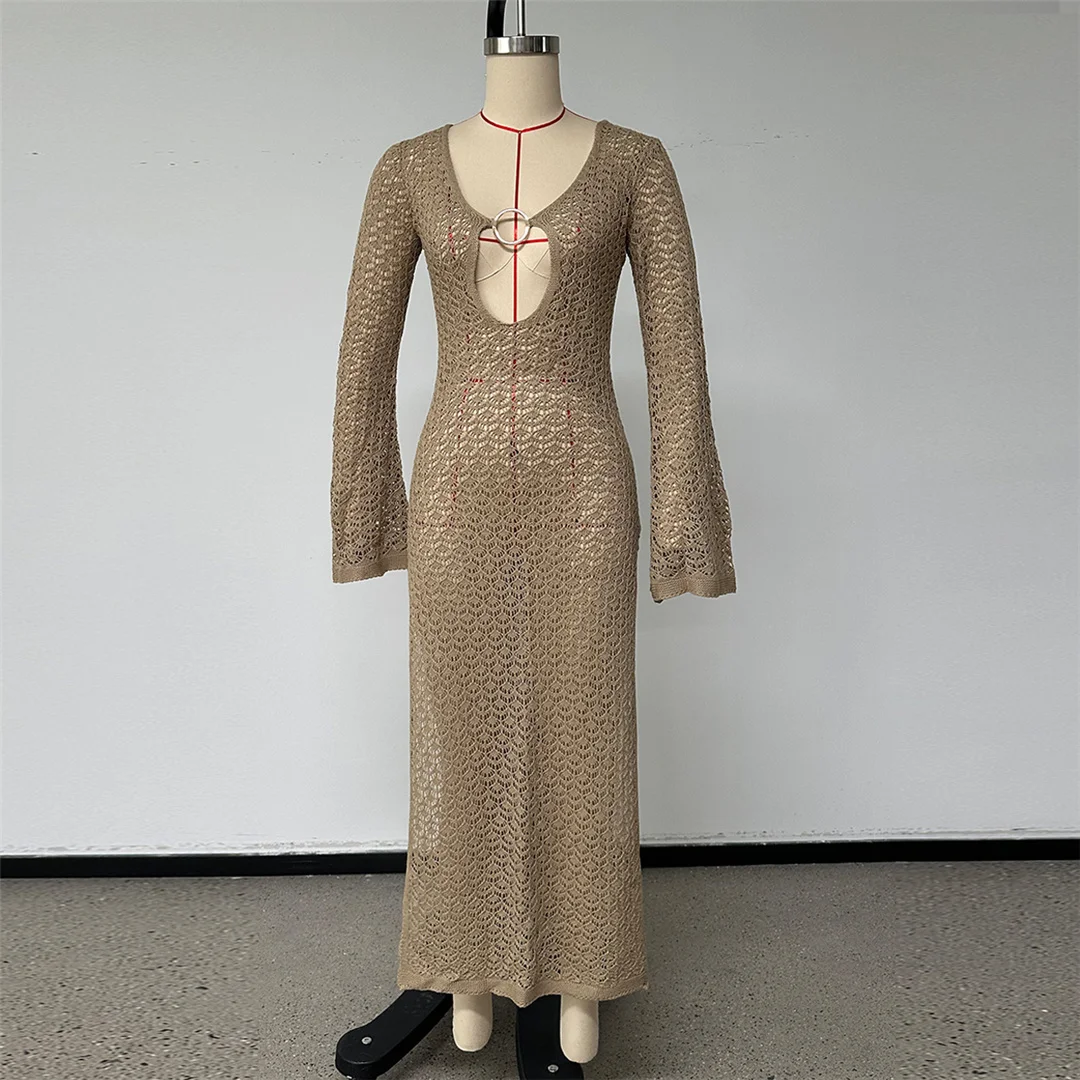 Ausgeschnittenes, langärmliges, hochgeschlitztes, gehäkeltes, gestricktes Tunika-Strandkleid, Strandkleid, Strandmode, Damen V8512 – Detail 21