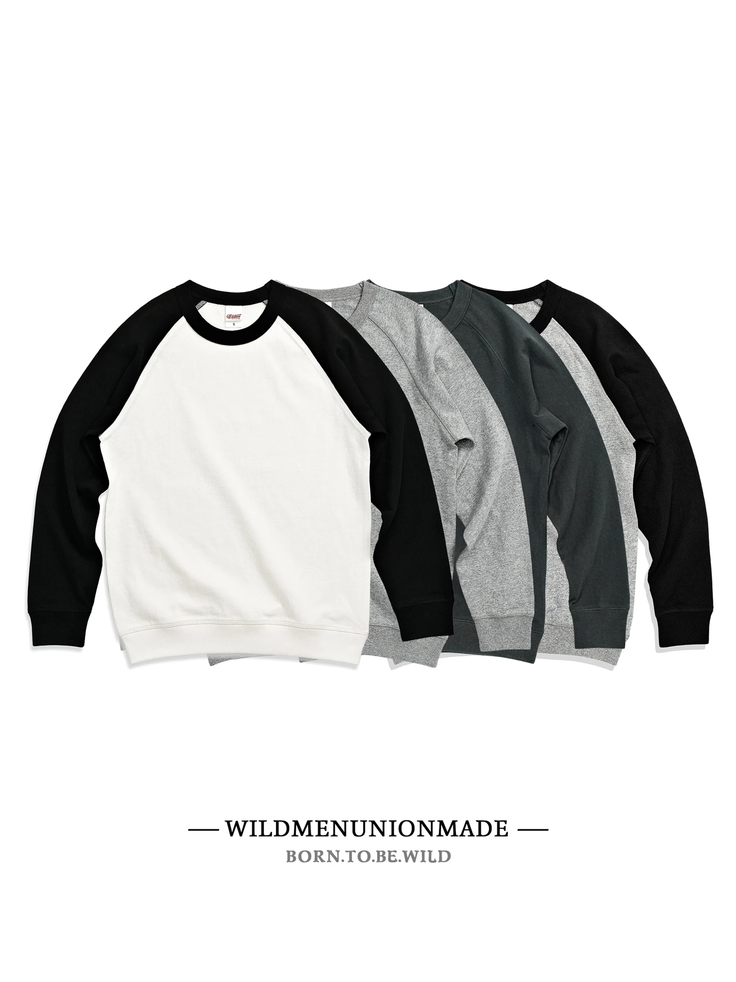 

Мужская футболка с длинным рукавом из чистого хлопка в американском ретро-стиле, с круглым вырезом, вставками на плечах и ребристой отделкой, цветная.