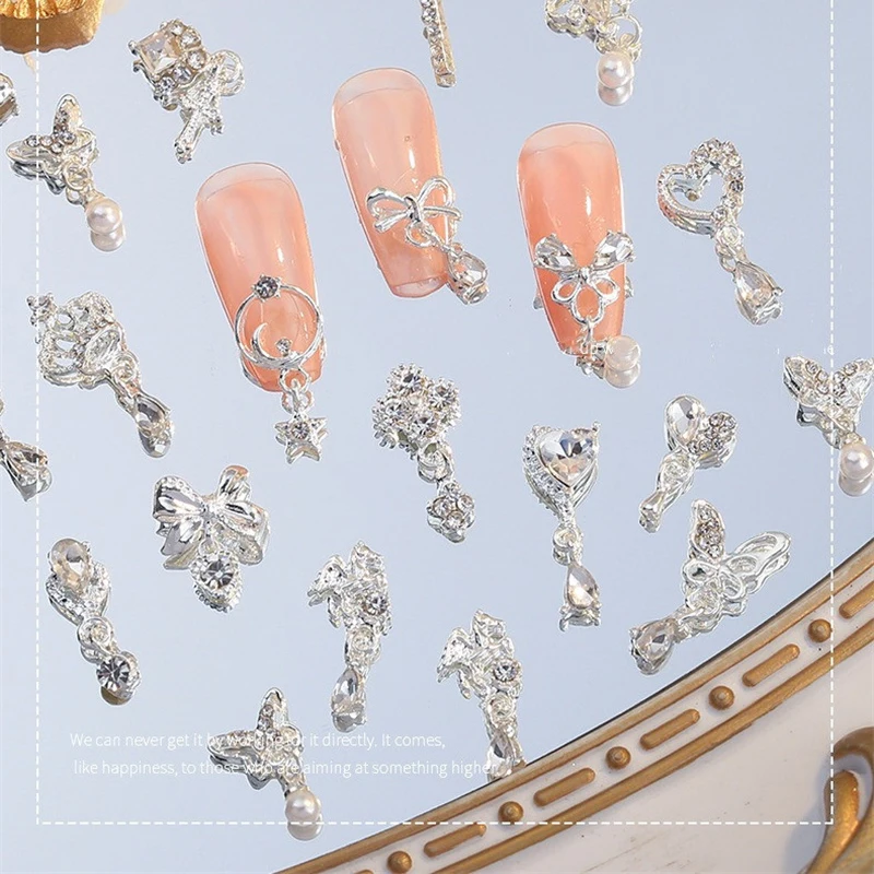 Cheio de flores Nail Art com Charming Bow e Crown Designs, Magro Decorações, melhorar a sua Nail Art, Acessórios