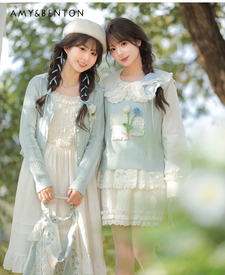 

2025 Spring and Autumn New Women's Early Spring Sweet Soft Blue Knitted Cardigan High-end Design V-neck Sweater Vest