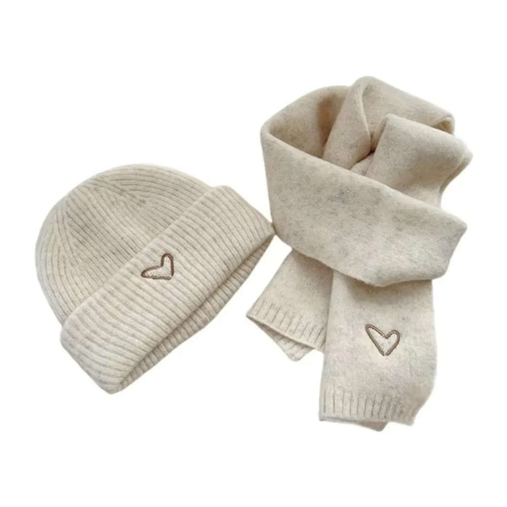 

Новый теплый шарф, шапка, комплект с вышивкой в виде сердца, ветрозащитный пуловер, морозостойкая теплая шапка для детей