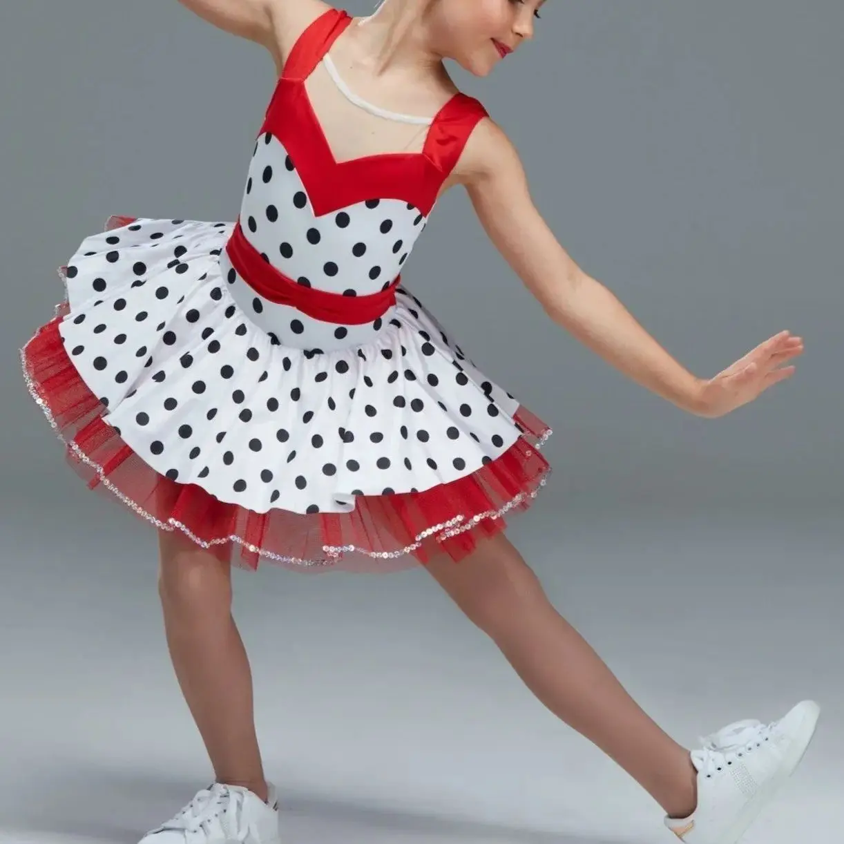 Nowy kostium taneczny profesjonalny strój do tańca jazzowego