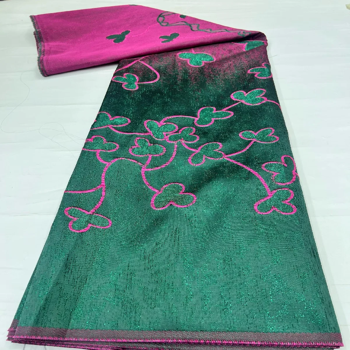 African Ankara Brocade Fabric Gradient Green Heart Vine Pattern Shiny Textured Fabric For African Ladies Evening Gown