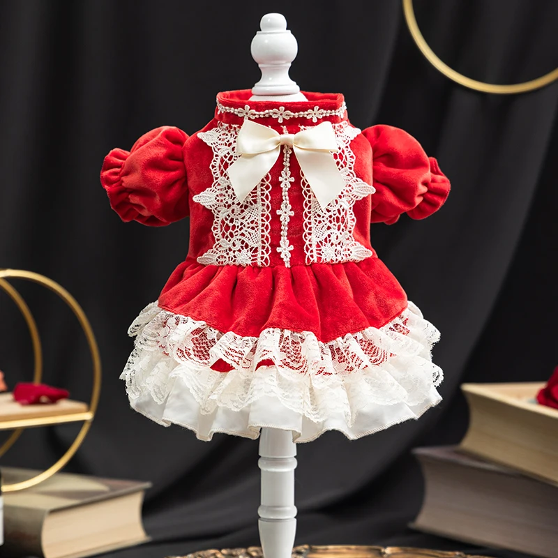 

Новая зимняя красная бархатная юбка для щенков, одежда изысканной моды, милые платья принцессы с бантом для маленьких и средних собак, пудель, Yorkie, одежда для домашних животных