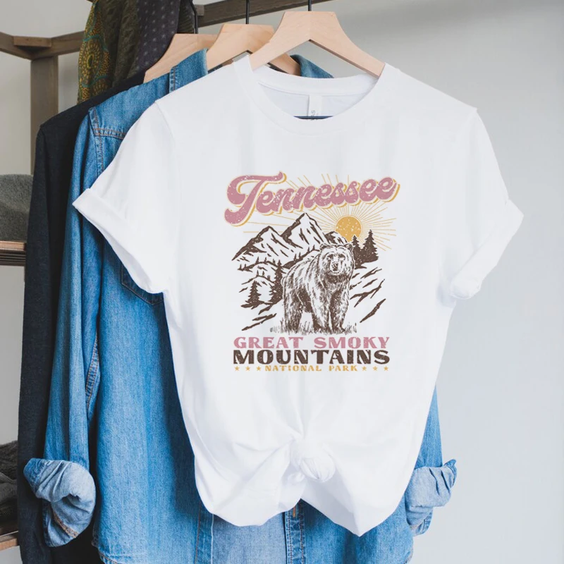 Great Smoky Mountain Vintage T-Shirt National Park Hiking Outdoor T Shirt Women Retro Tennessee Travel Shirt Hippie Boho Tops