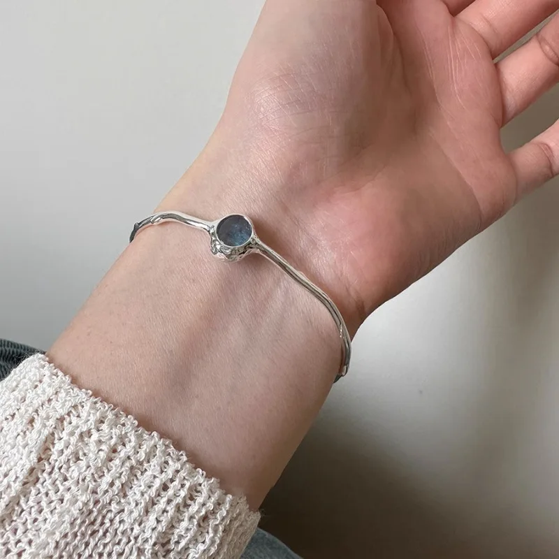 VENTFILLE Armbänder aus 925er-Sterlingsilber mit blauem Kristall für Damen, trendiger unregelmäßiger Zweig, vielseitiger Schmuck, Party-Geschenk, Großhandel