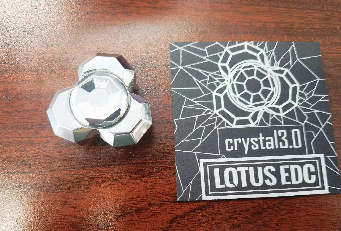 USED EDC LQ Crystal 3.0 M390 fingertip gyroscope Decompression toys