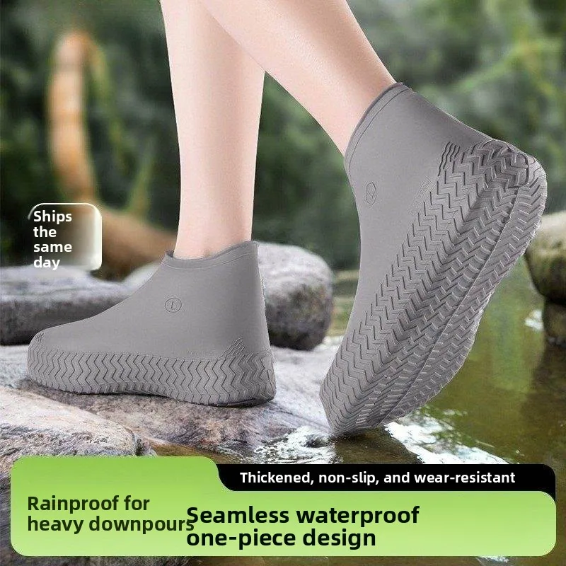 

2026 Waterproof Silicone Shoe Covers Portable Outdoor Rain Boots for Men And Women Wear Resistant Anti Rain Shoe Covers