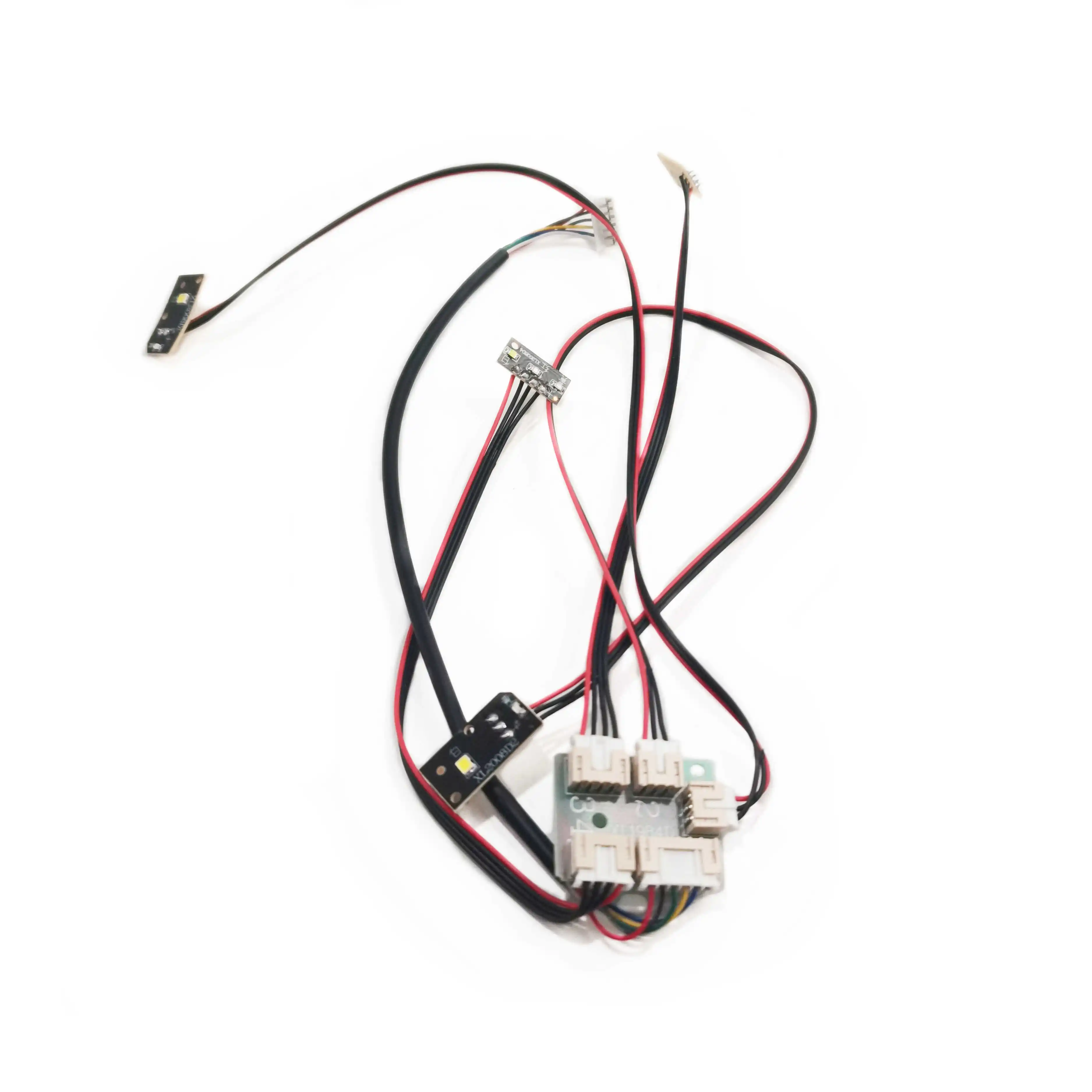 Zestaw części do tuningu samochodu zdalnie sterowanego MN82 RC, zawierający linki i oświetlenie.