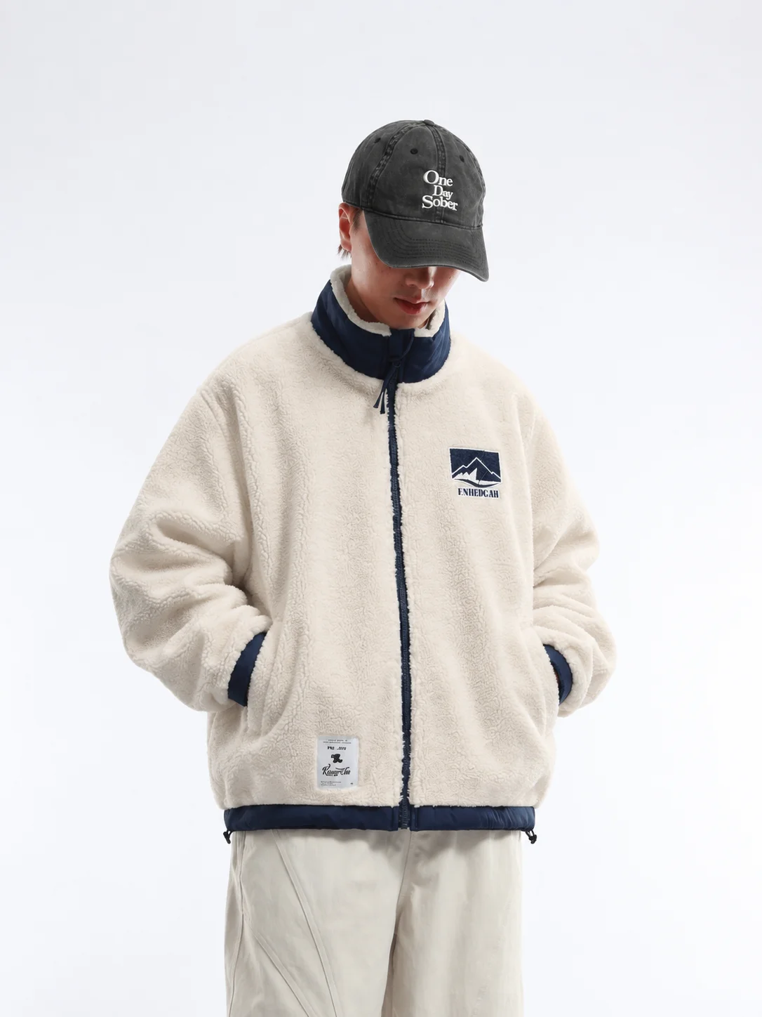 Men's Thickened Lamb Velvet Stand Collar Cotton Jacket Winter Warm Contrast Color Splicing Casual Style Long Zipper Coat