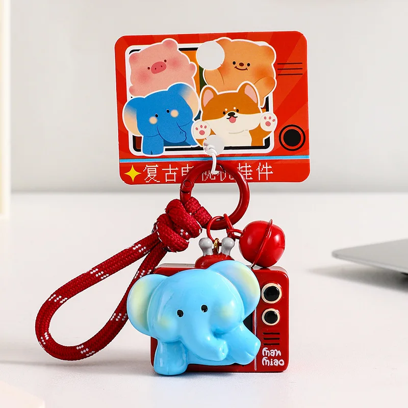 Retro Animal TV Elephant Shiba Inu Resin Magnetic Suction Keychain Accessories Cute Pig Bear Doll Refrigerator Pendant Key Chain