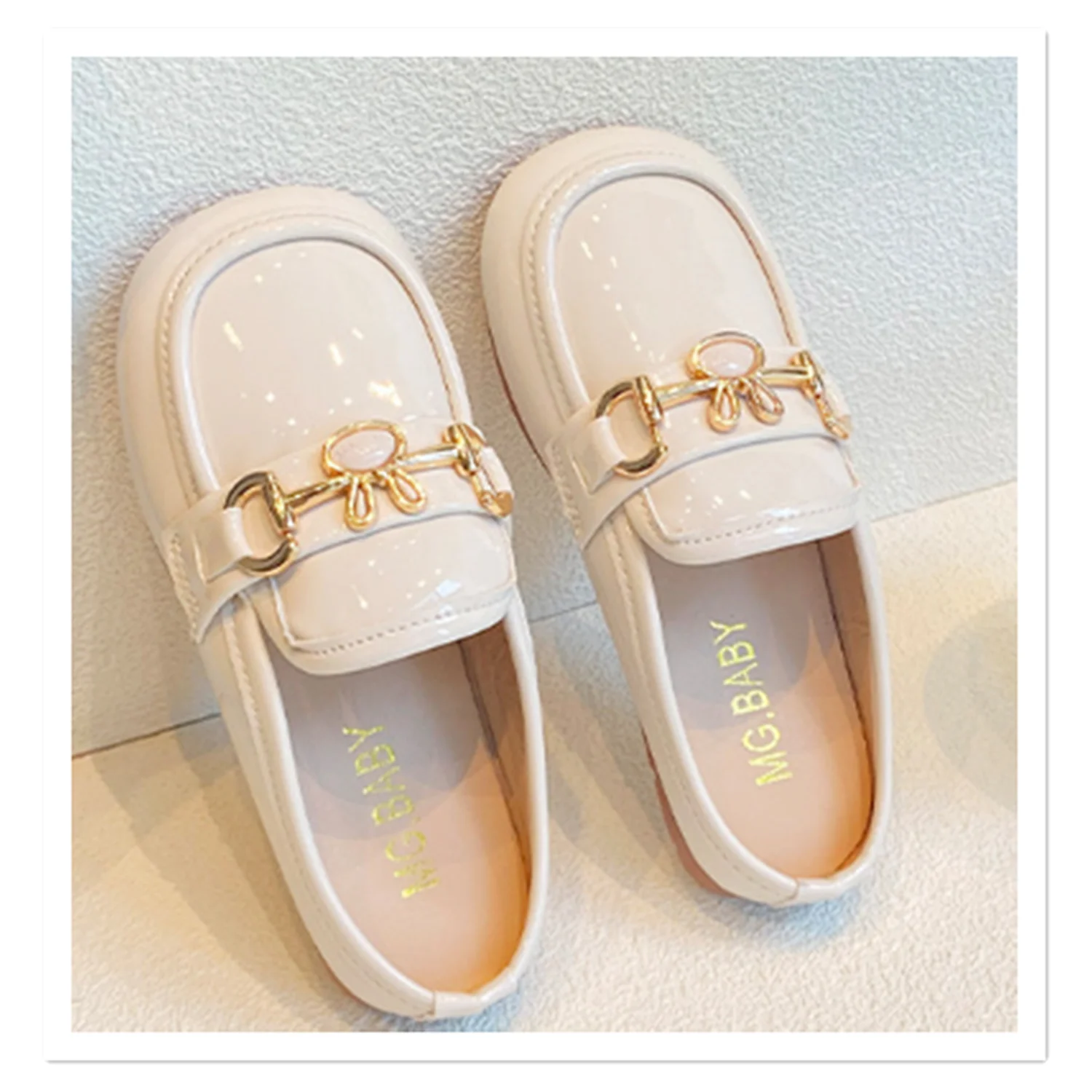 2023 Summer New Korean Edition Children's Fashion Baotou Sandals and Slippers for Little Girls and Big Children: Soft Sole Outwa