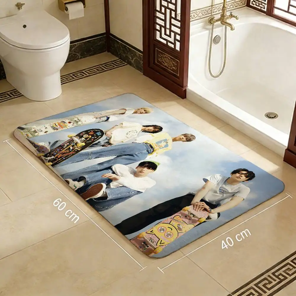 Alfombras de habitación Kpop T-Tomorrow X T-Together TXT, alfombras antideslizantes más baratas para sala de estar moderna, alfombras impresas para el hogar y el balcón