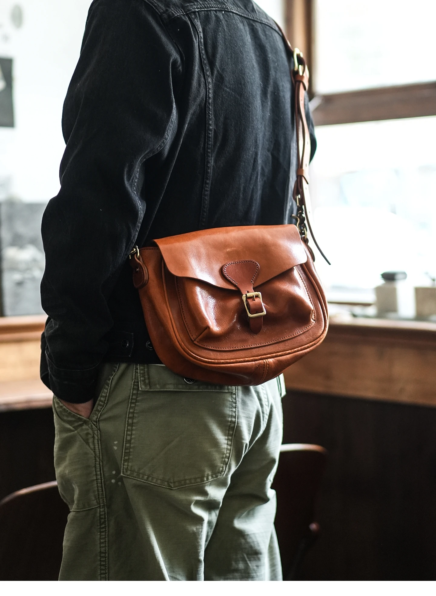 Handgefertigte Herren-Umhängetasche aus echtem Leder für Mode-Designer, Wochenend-, Alltags-, Arbeits- und Party-Luxus, aus Rindsleder der ersten Schicht – Detail 4