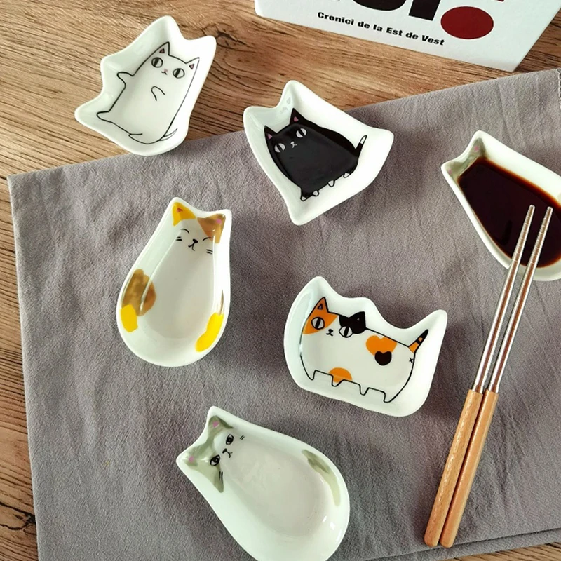 Cat Shaped Ceramic Sauce Dish Cartoon Kitten Soy Vinegar Dipping Plate Small Appetizer Seasoning Bowl Home Tableware Decor Gift