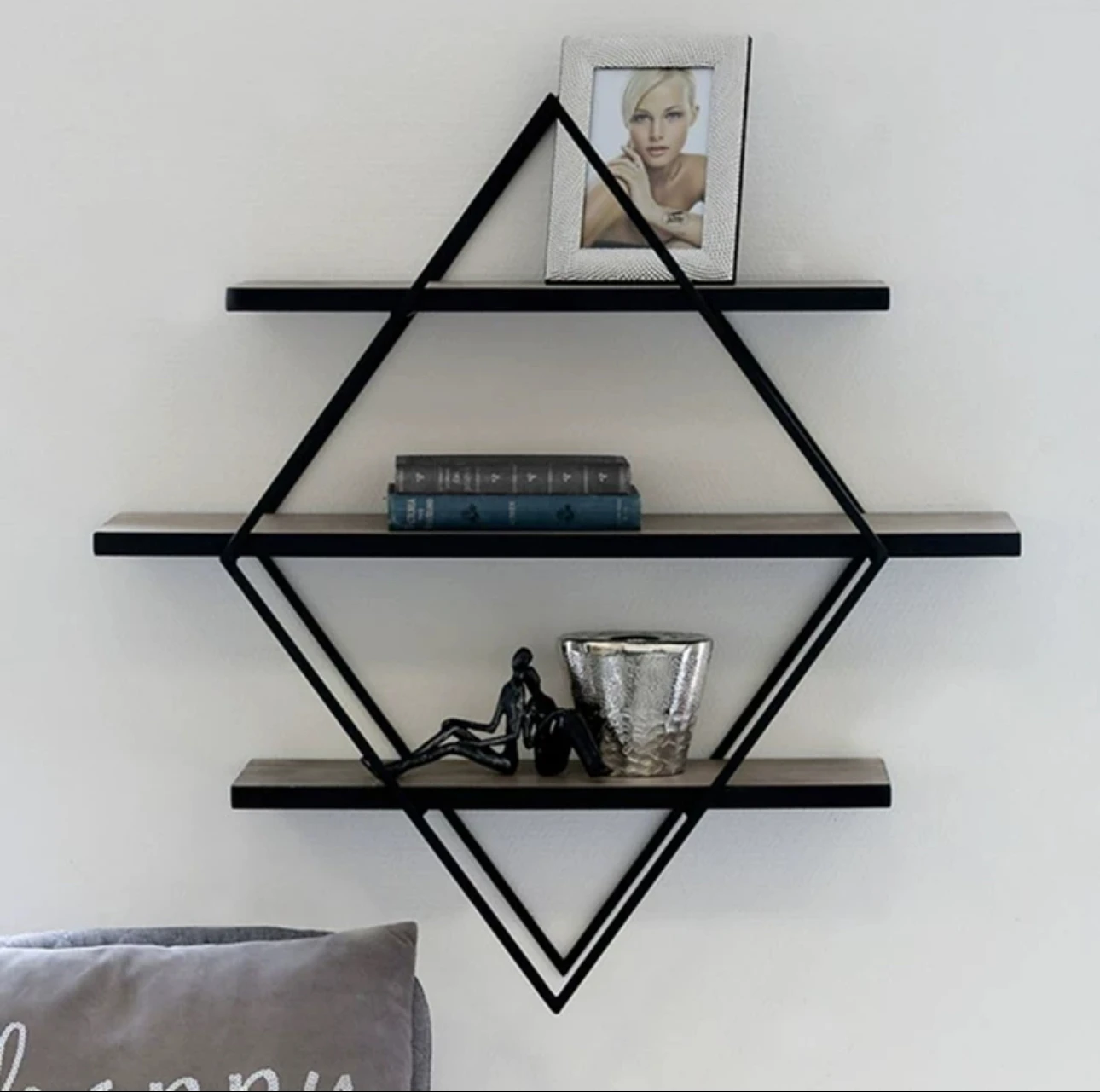 Creative diamond wall-mounted decorative shelf Nordic minimalist art background wall shelf wrought iron shelf shelf shelf