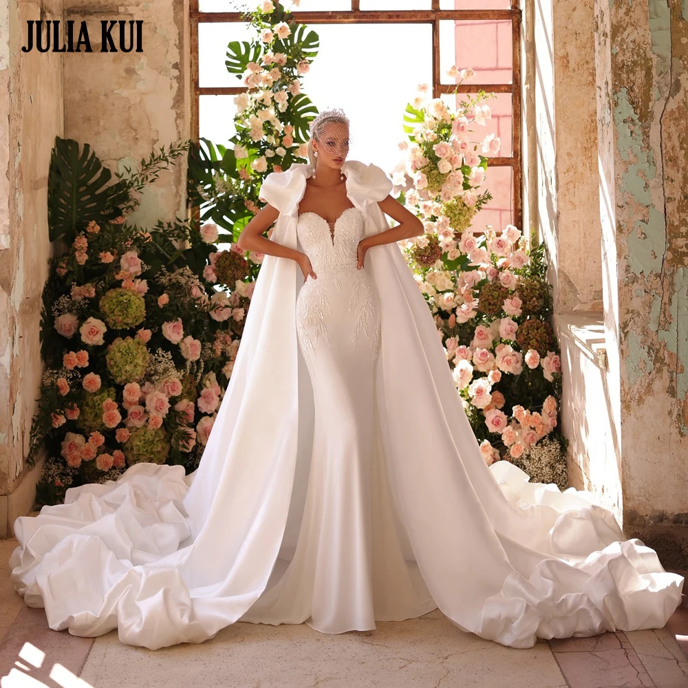 

Julia Kui Custom Made Luxury Satin Mermaid Wedding Dress With Removable Ruched Cape Beading Embroidery Trumpet Bridal Gowns