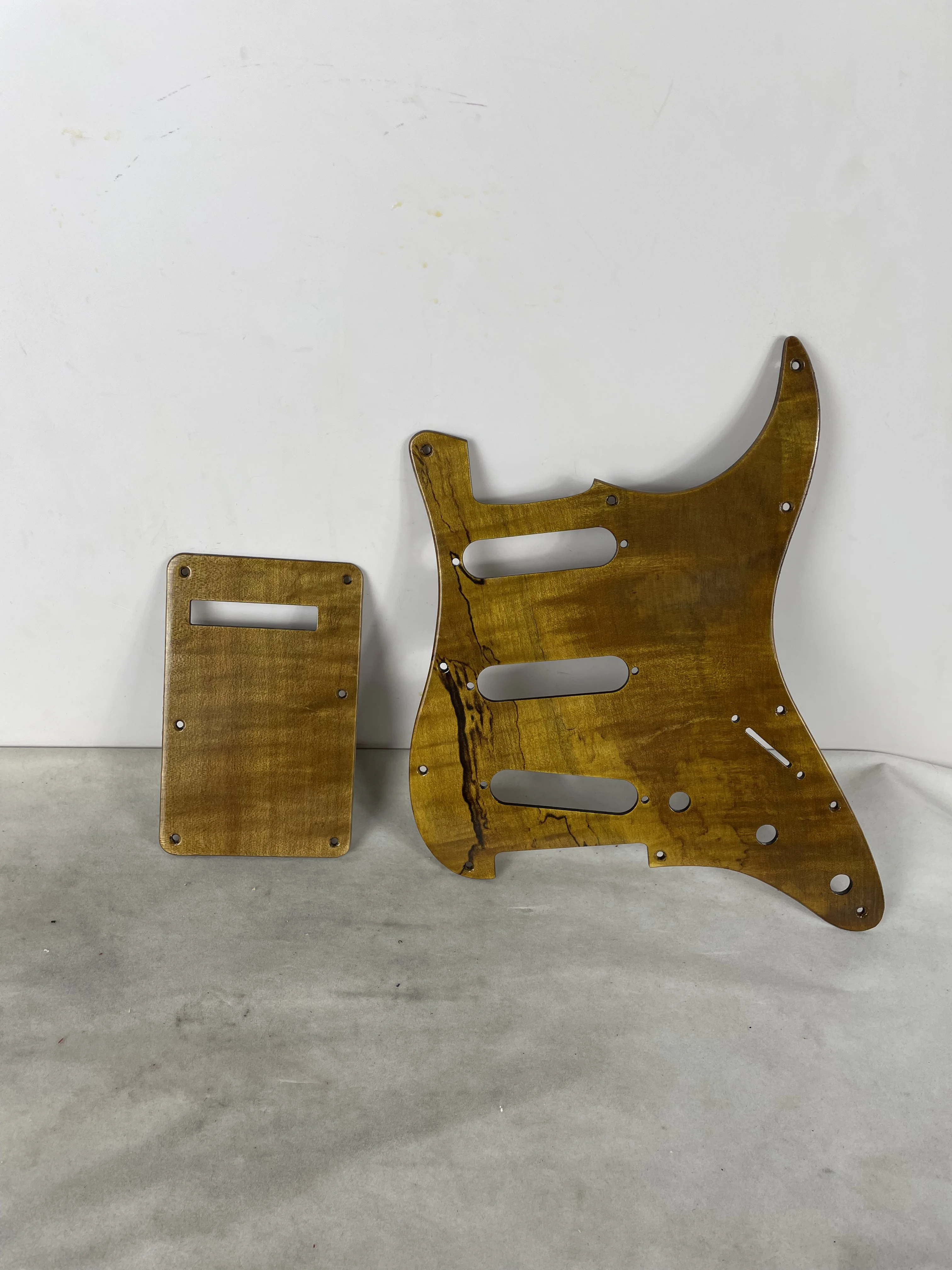 Flamed Maple Wood Guitar Pickguard, SSS Finished, Natrual Wooden Color, Pick Guard, Back Plate and Screws, A Set