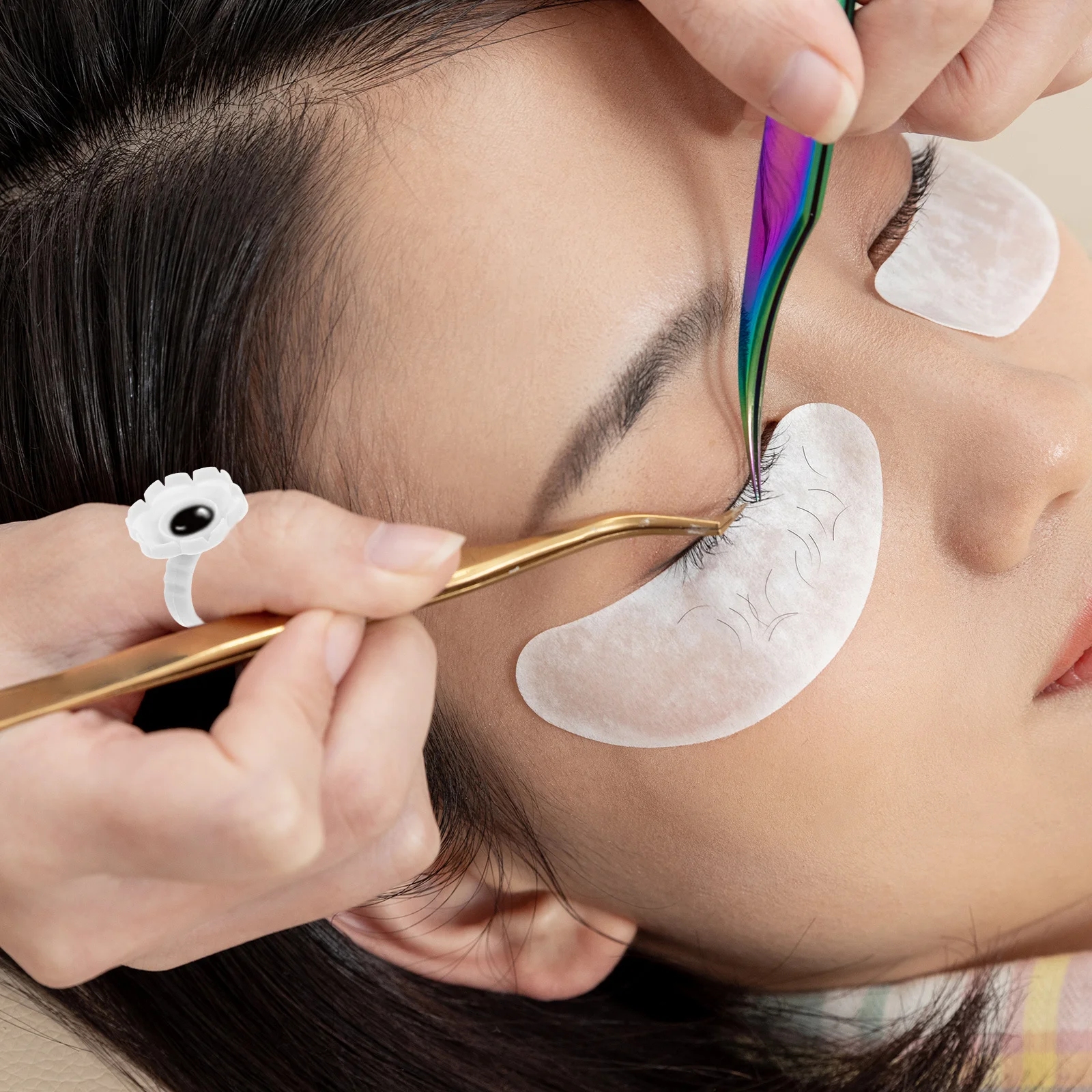 

100Pcs Eyelash Glue Rings Compact Lightweight Cups for Eyelash Grafting Extended Drying Time No Spill Secure Grip Beauty Salon