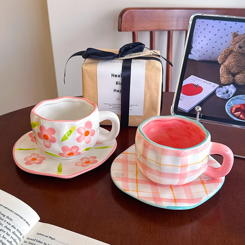 

Saucer Beauty Coffee Cup Ceramic Flower Portable Travel Coffee Cups Cute Espresso Forminhas Para Doces House Accessories