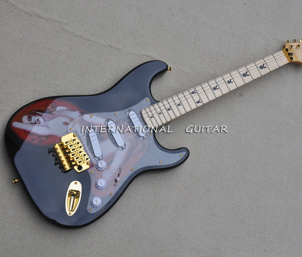 

6 Strings Black Electric Guitar with Beauty Pattern,Treomolo Bar,Maple Fretboard