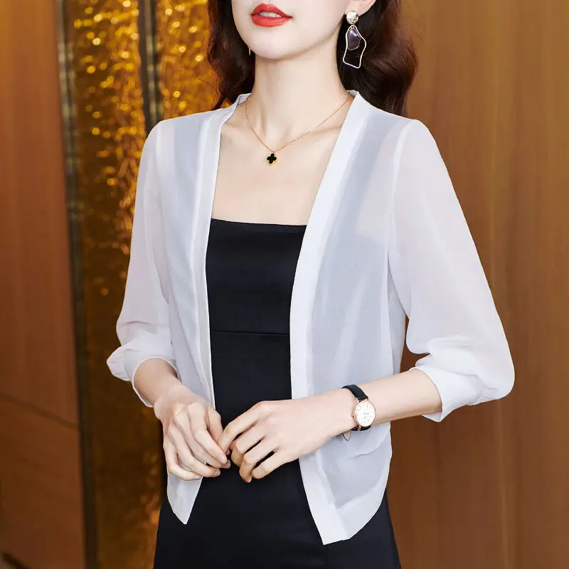 Spring Summer Women Cardigan Sunscreen Chiffon Shirt 3/4 Sleeve All-match Vintage Solid Temperament Fashion Short Casual Coats