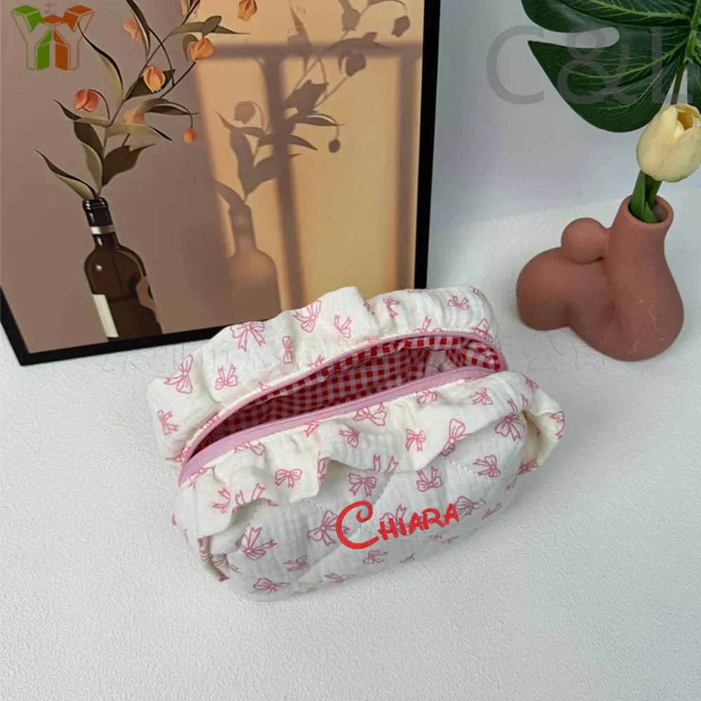 

Personalized Name Floral Toiletry Bag Custom Embroidered Name Women's Cosmetic Bag Bridesmaid Gift Travel Flower Makeup Bags