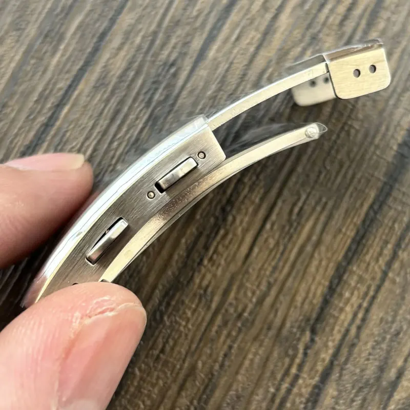 솔리드 316L 스테인리스 스틸 18/20/22mm 폭 시계 버클 브러시드 폴딩 버클 안전 연장 디플로이먼트 클라스프 스트랩용