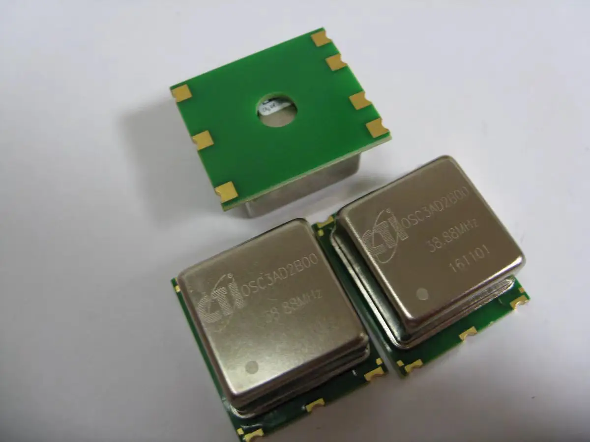 1PC CTI 54  OCXO OSC3AD2B00 38.88MHZ
