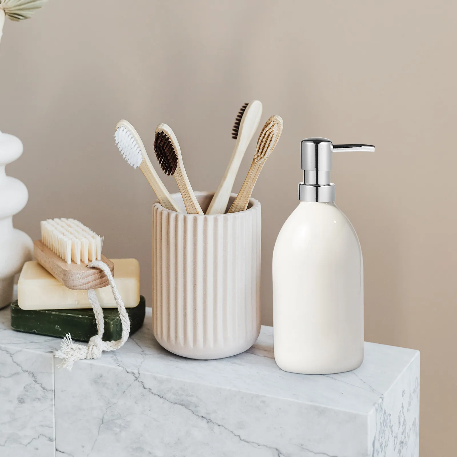 

4Pcs Bottle Pump Heads Replacement Soap Dispenser Pumps Plastic Nozzle for Emulsion Shampoo Liquid Hand Soap Detergent Bath