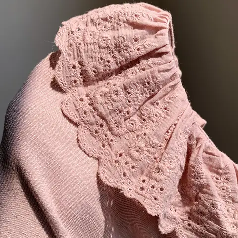 1-12 år långärmade tröjor barn vår stickade toppar baby spets 2025 spetsbaströja koreansk flick-t-shirt med volangkrage 10 best sales tröja för babyflicka - №2