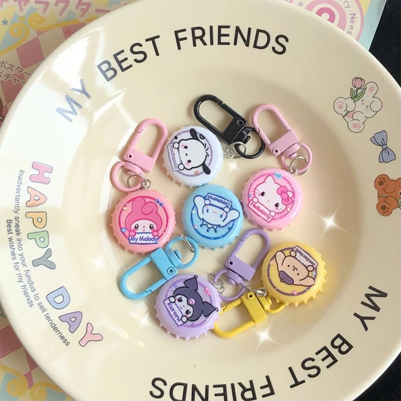 Pingente de mochila Kawaii Sanrio para crianças, My Melody, Purin, Pocha, Kuromi Cinnamoroll, Criatividade Bottlecap, gatinho, presente de aniversário