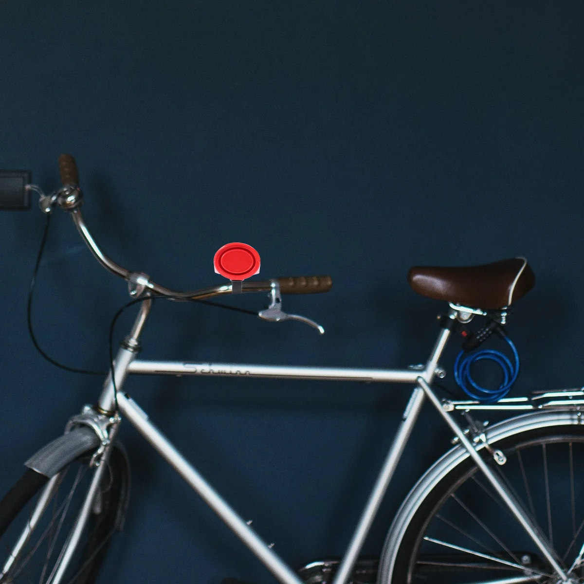 

Electric Bike Horn Intelligent Red Waterproof ABS Material Easy Installation for Mountain Road Bikes Bike Horn