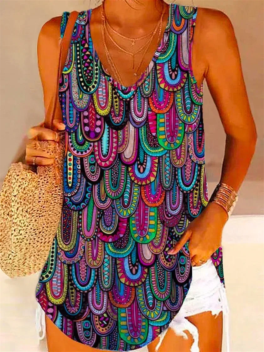 Plus Size Women's Colorful Sleeveless V-Neck Graphic Printed Top