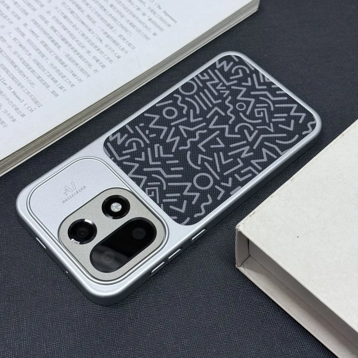 Etui na OnePlus 15 Nowe Modne Twarde PU Magnetyczne MagSafe Ochronne Etui na Tył Telefonu OnePlus15 One Plus 15 1+15 — zdjęcie produktu 6
