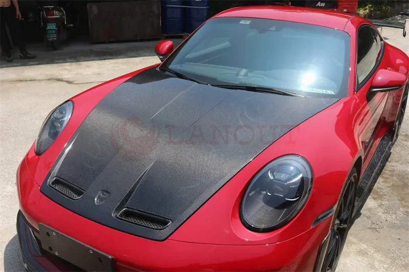 

Suitable for Porsche 911 992 Carrera/Carrera s 992 GT3 all carbon fiber forged grain engine hood