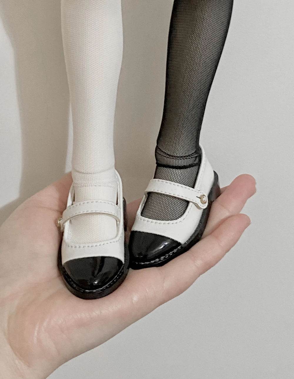 BJD Doll Shoes Black White Splicing Color Small Leather Shoes Inner Length 6x2.6cm For 1/4 BJD MSD MDD BJD Doll Accessories