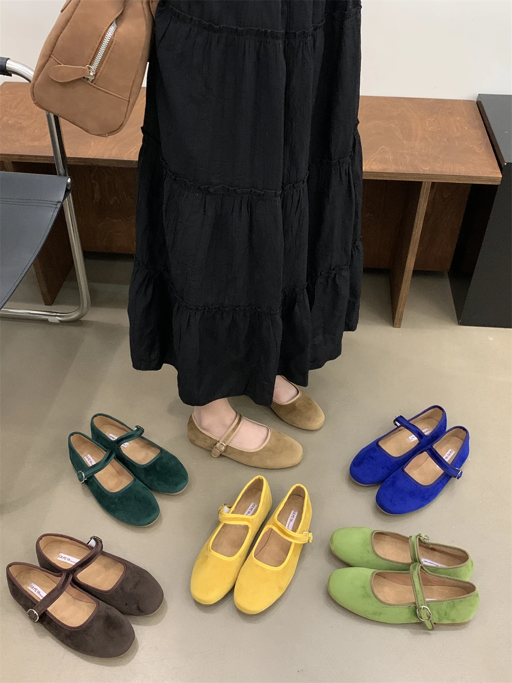 New Arrivals Mary Jane Women Flat Shoes Cow Suede Girl Style Flats Shoes Student Retro Flat Shoes