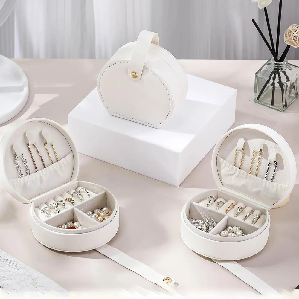 

Personalized Logo Travel Jewelry Case Mini PU Leather Bridesmaid Necklace Ring Gift Packaging Box Bulk Small Earring Storage