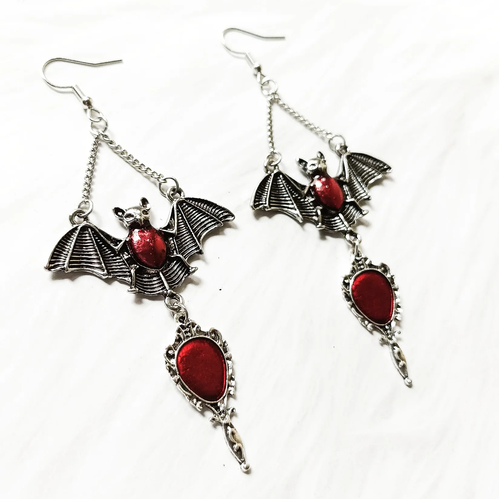 Fashion Trend Retro Dark Gothic Style Exaggerated Red Vampire Bat Blood Mirror Pendant Earrings