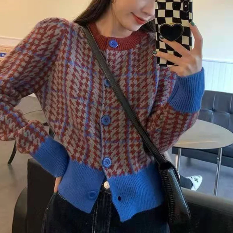 Women Autumn Winter New O-Neck Knit Cardigan Fashion Vintage Contrast Plaid Button Jacquard Sweater Versatile Long Sleeved E651