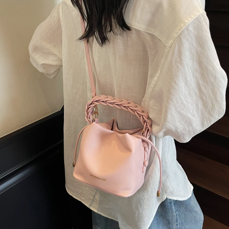 

Trendy Versatile Women's Fashion New PU Leather Single Shoulder Crossbody Bag Simple Casual Commuting Storage Bucket Bags