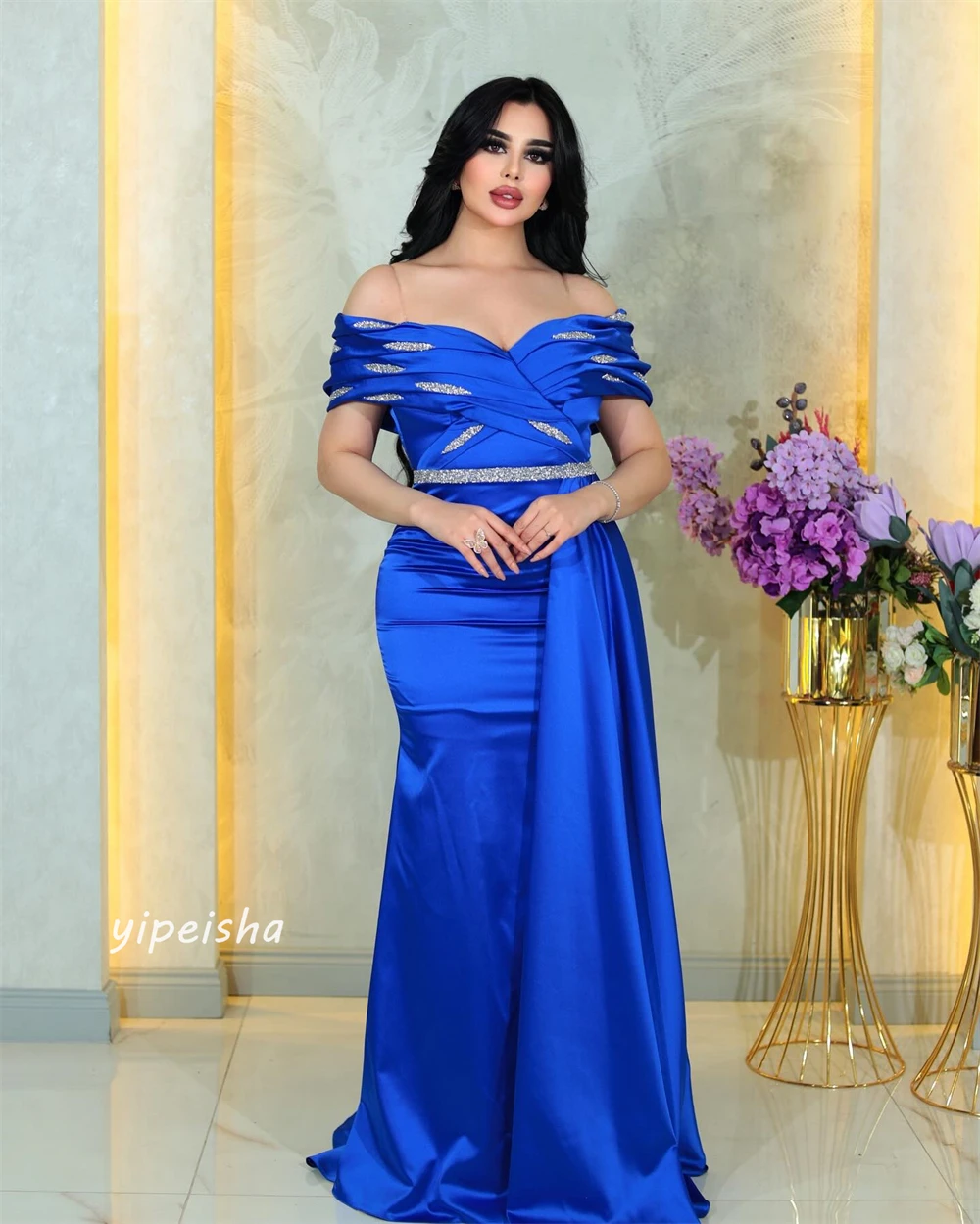 ที่กําหนดเองชุดราตรีซาตินประดับด้วยเลื่อม Draped จีบคนดัง Mermaid Off-the-shoulder Bespoke โอกาสชุดยาวชุด