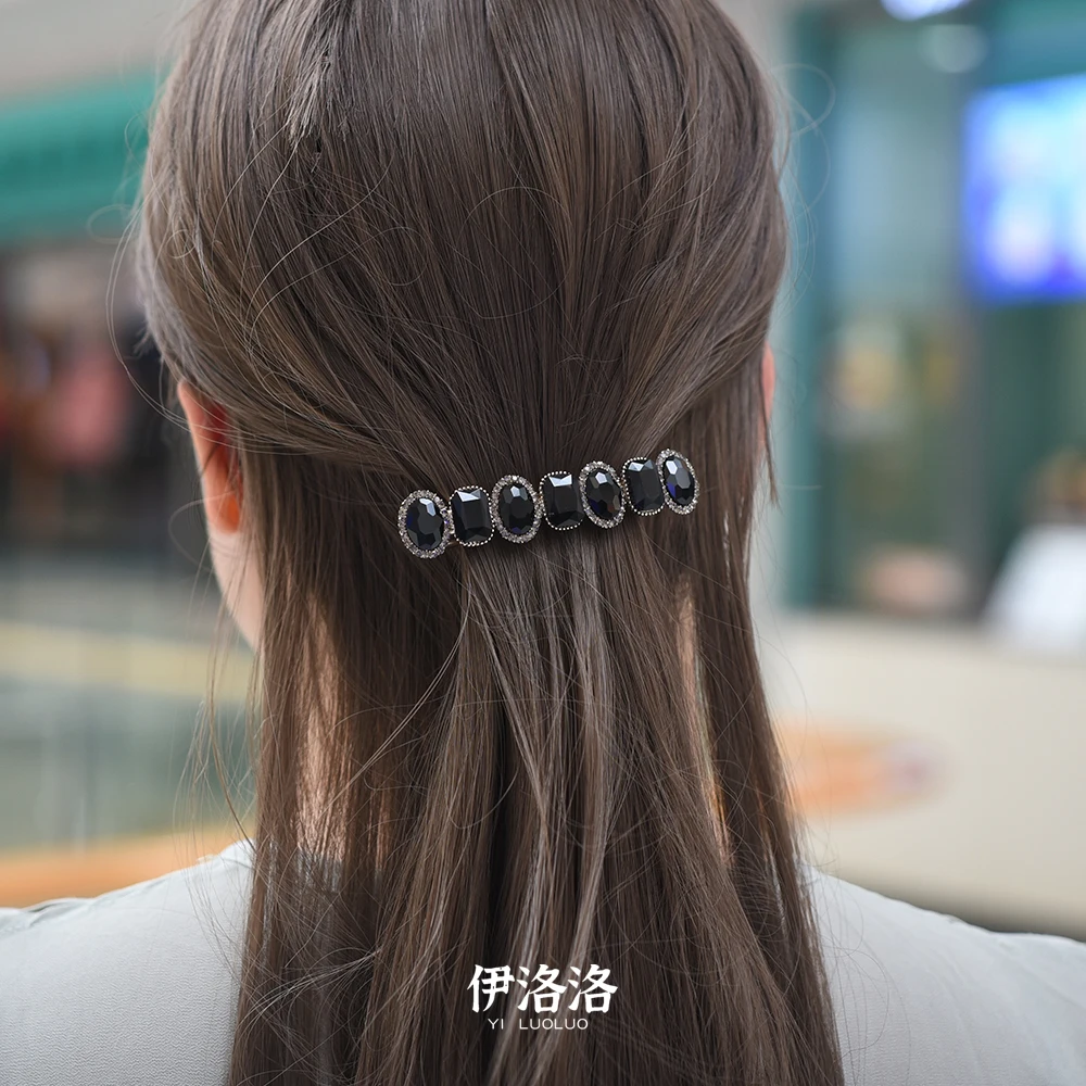 Women Headwear Girls Hairwear Middle Size Stunning Cute Hair Clip Fashion Hair Barrette New Rhinestone Hair Accessory For Women