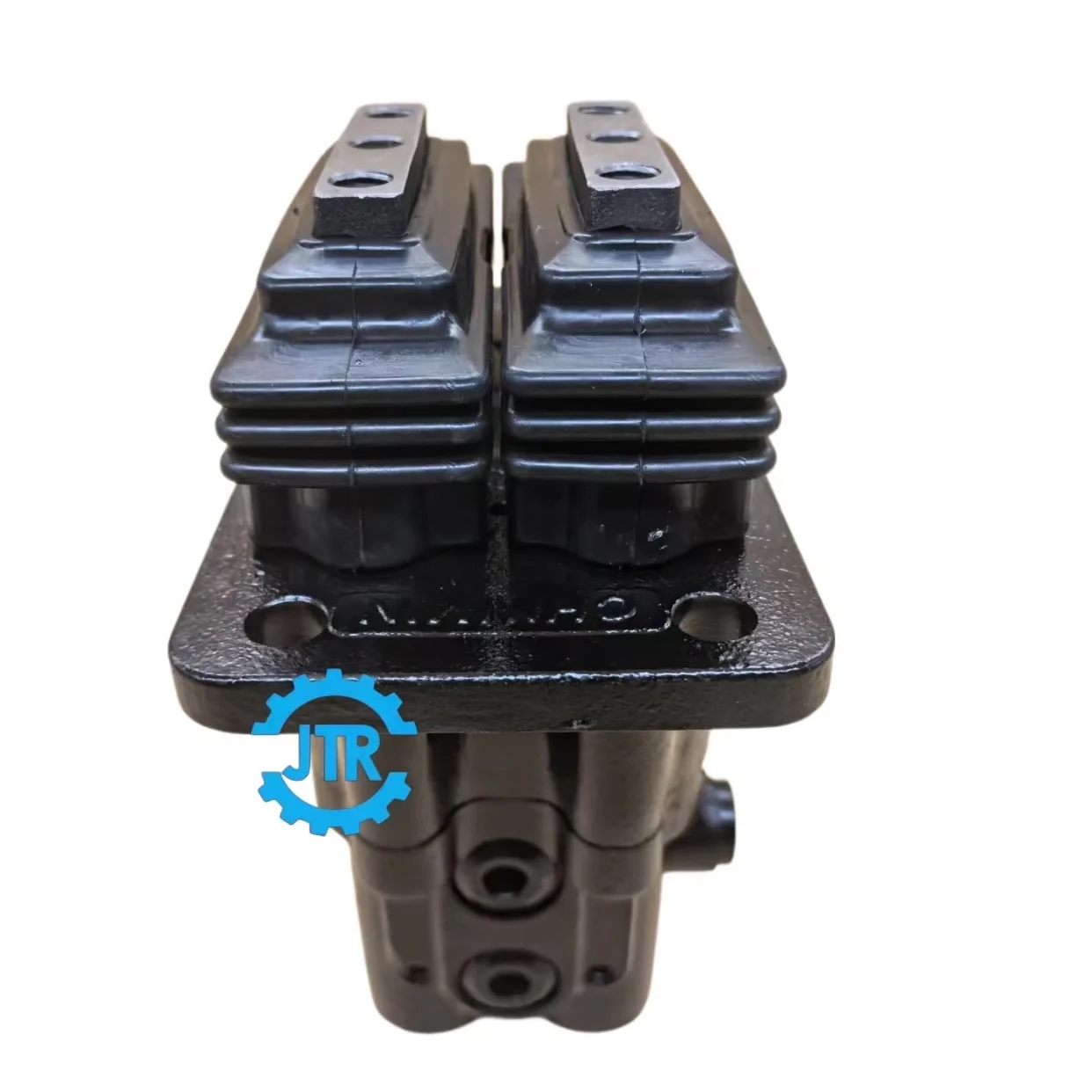 

Doosan Heavy Machinery Foot Pedal Valve Ideal for Excavator Hydraulic Circuit Repairs 420-00467A 410119-00003