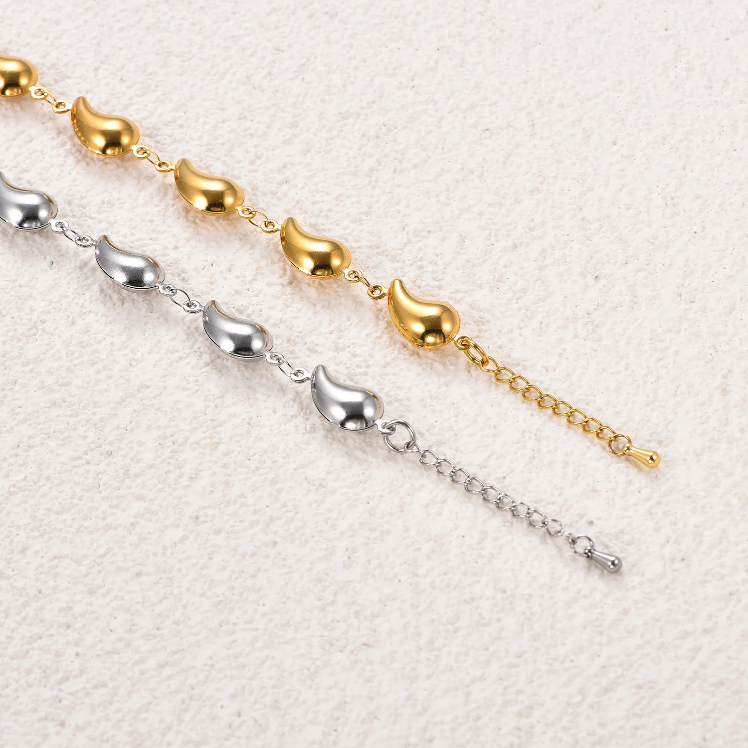 Neuer Trend Handketten-Fußkettchen aus Edelstahl, Goldfarben, Einfaches Wassertropfen-Design, Hohle Perlen-Armband-Schmuckzubehör für Mädchen und Frauen – Detail 3