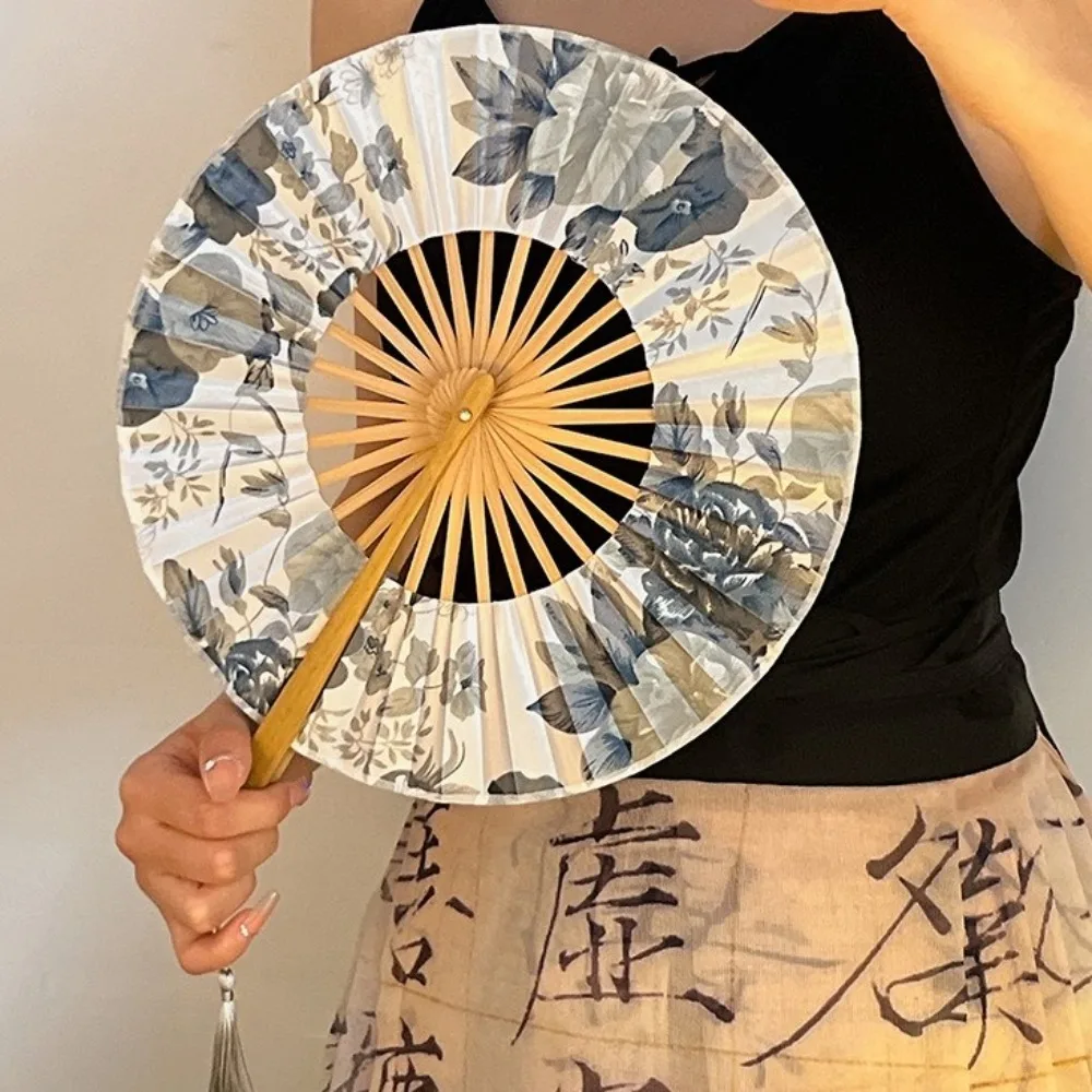 Ventilador de mão dobrável redondo, decoração de casa, requintado, elegante, moinho de vento, alça de bambu, clássico, chinês, decoração de festa de casamento