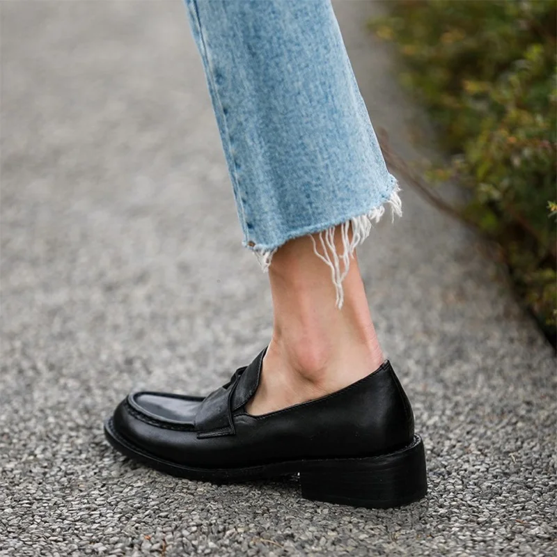 Genuine Leather Horseskin Women Flat Shoes Lazy Slip-On Solid Loafers Lady Casual Walk Shoes Woman Shoes Spring Daily Loafers