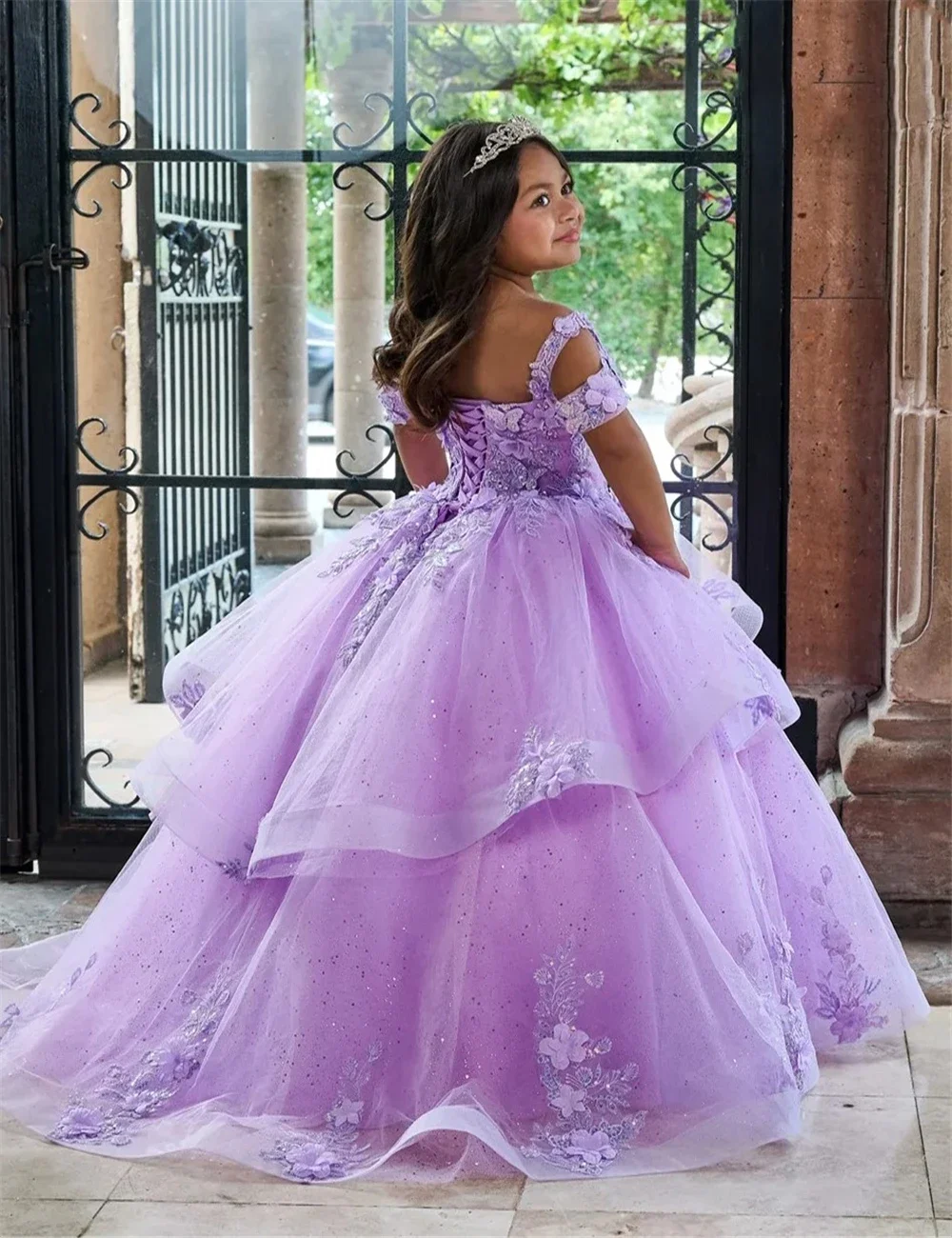 فساتين فتاة الزهور اللافندرية لحفلات الزفاف من الدانتيل بطول الأرض للفتيات والأطفال وحفلات أعياد الميلاد الأولى فساتين التواصل المقدس حسب الطلب